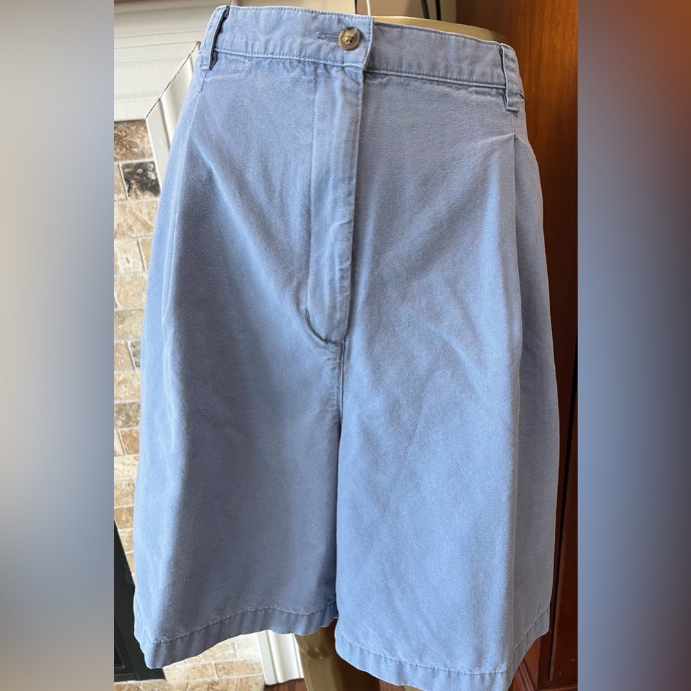 L L Bean 22W Blue Womens Bermuda Shorts very good condition